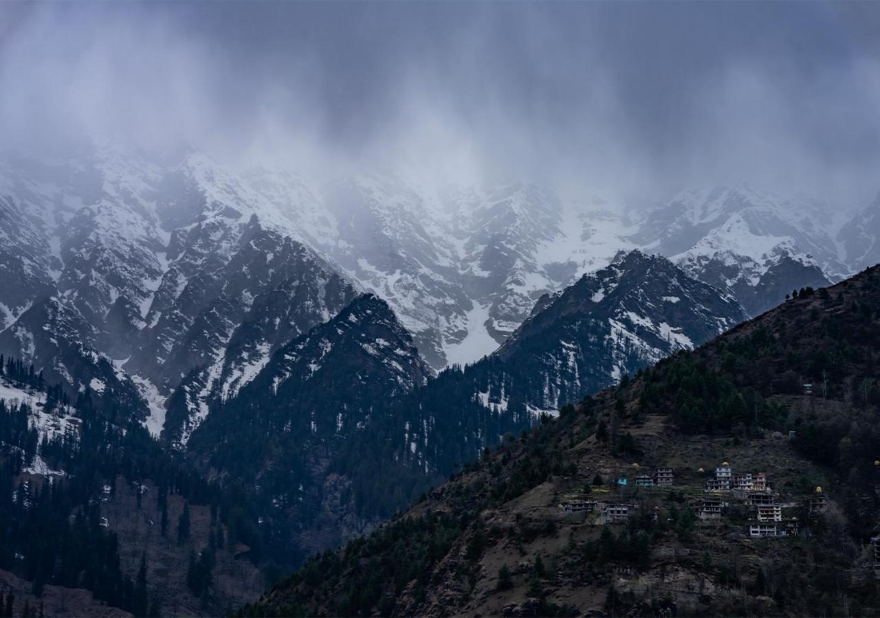 Moustache Manali Hostel Екстериор снимка