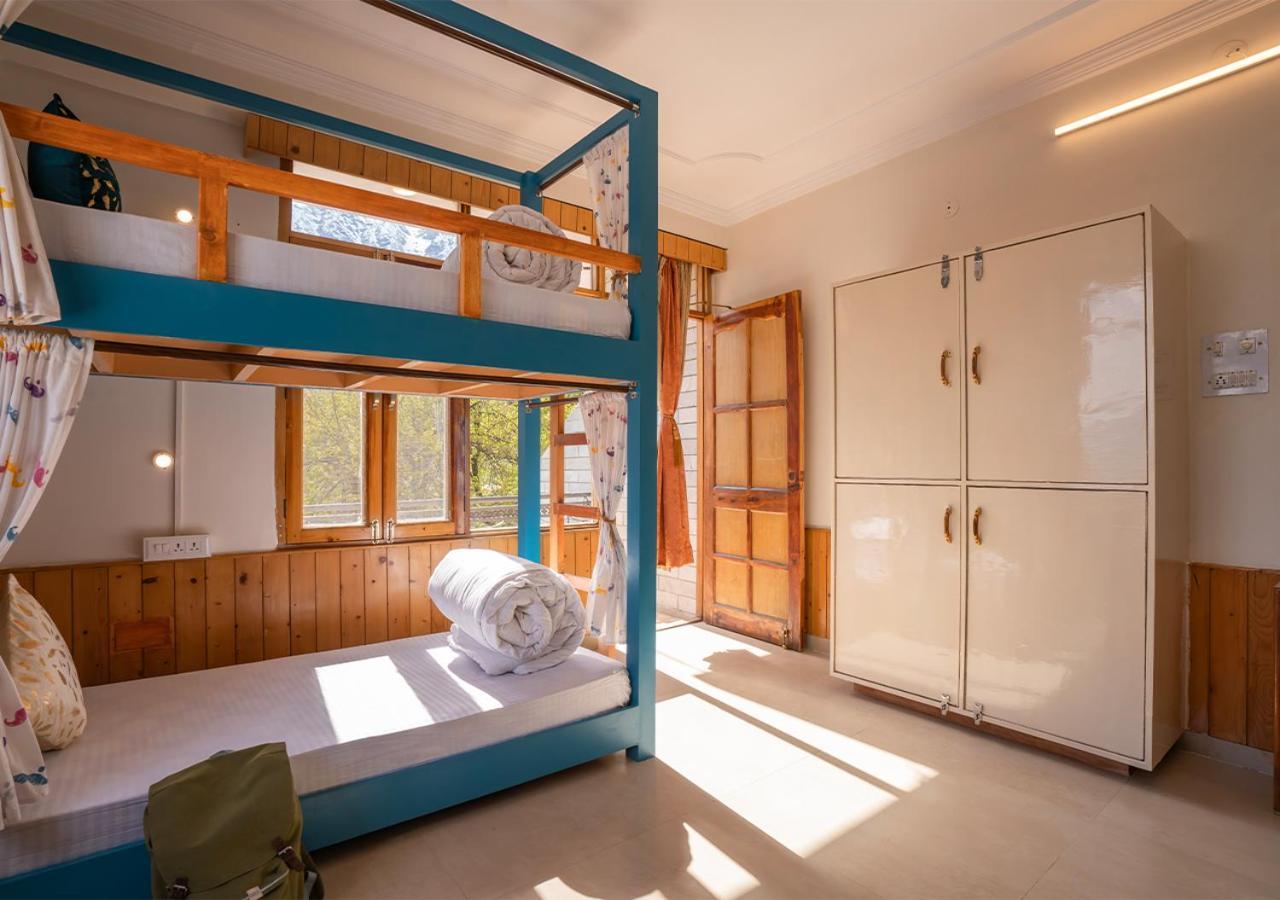 Moustache Manali Hostel Екстериор снимка